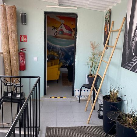 The Island Hostel & Cafe Lagos Ngoại thất bức ảnh